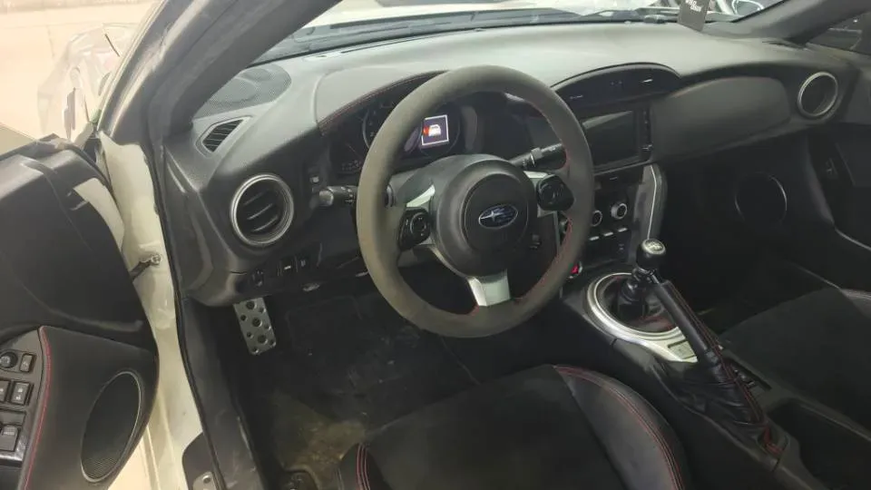 2019 MINI CLUBMAN 1.5T 136HP L3 6AT,autocango,china used car exporter,china ev exporter,chinese used car exporter,chinese used ev exporter