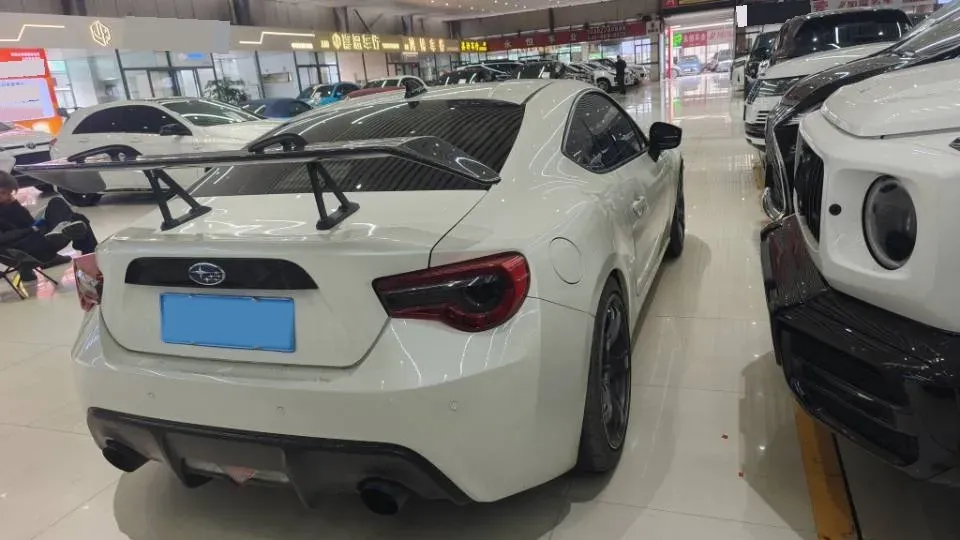 2019 MINI CLUBMAN 1.5T 136HP L3 6AT,autocango,china used car exporter,china ev exporter,chinese used car exporter,chinese used ev exporter