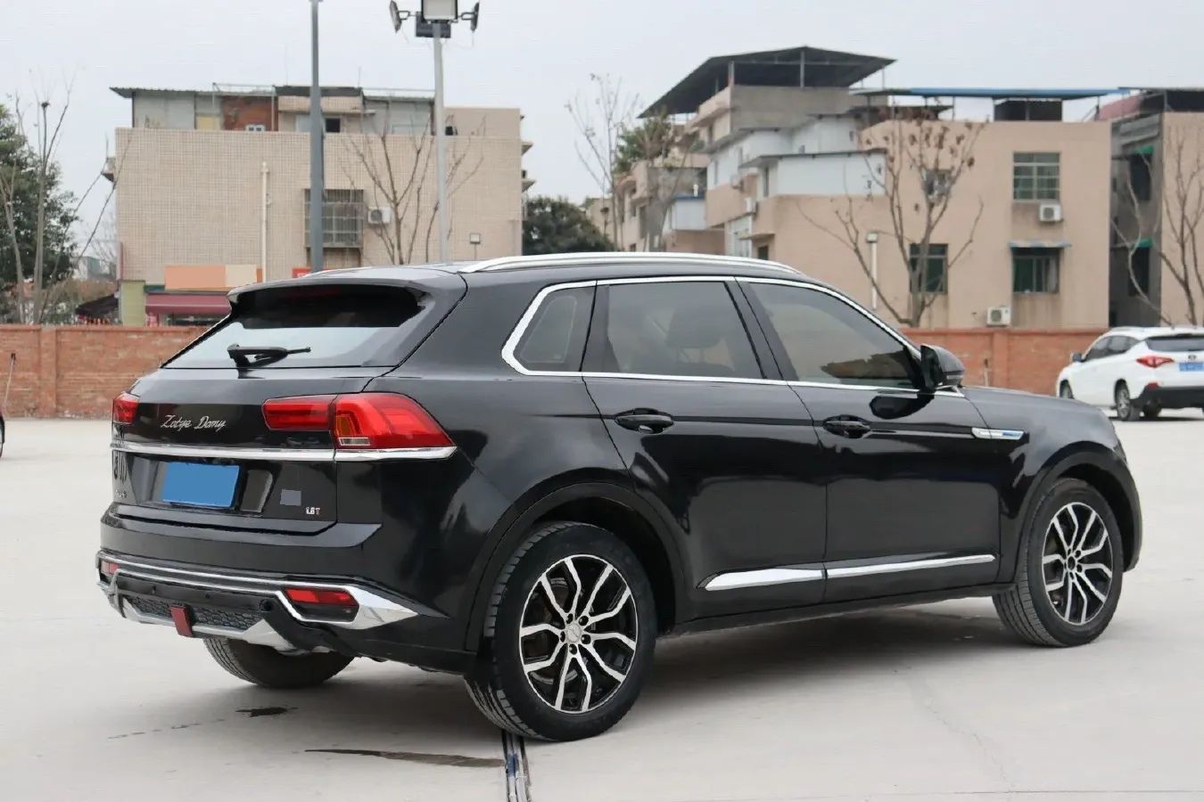 2017 Zotye Damy X7 1.8T 177HP L4 6DCT,autocango,china used car exporter,china ev exporter,chinese used car exporter,chinese used ev exporter