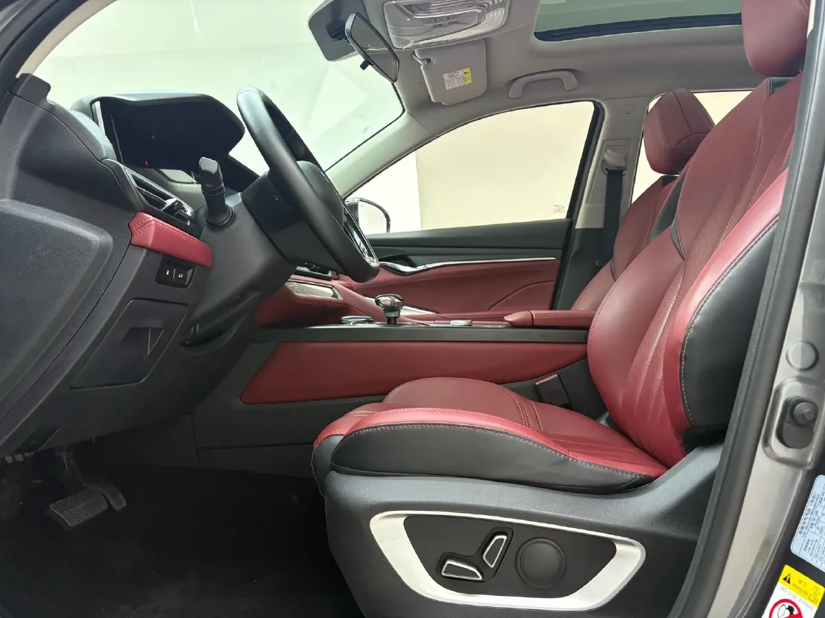 2021 ChangAn CS75 Plus 1.5T 178HP L4 6AT,autocango,china used car exporter,china ev exporter,chinese used car exporter,chinese used ev exporter