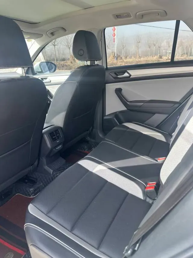 2023 Volkswagen T-Roc 1.4T 150HP L4 7DCT,autocango,china used car exporter,china ev exporter,chinese used car exporter,chinese used ev exporter