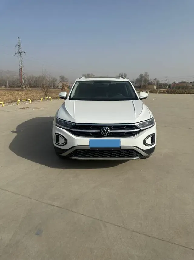 2023 Volkswagen T-Roc 1.4T 150HP L4 7DCT,autocango,china used car exporter,china ev exporter,chinese used car exporter,chinese used ev exporter