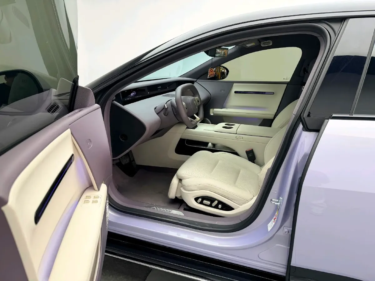 2025 Avatr 06 REEV 156HP REEV,autocango,china used car exporter,china ev exporter,chinese used car exporter,chinese used ev exporter