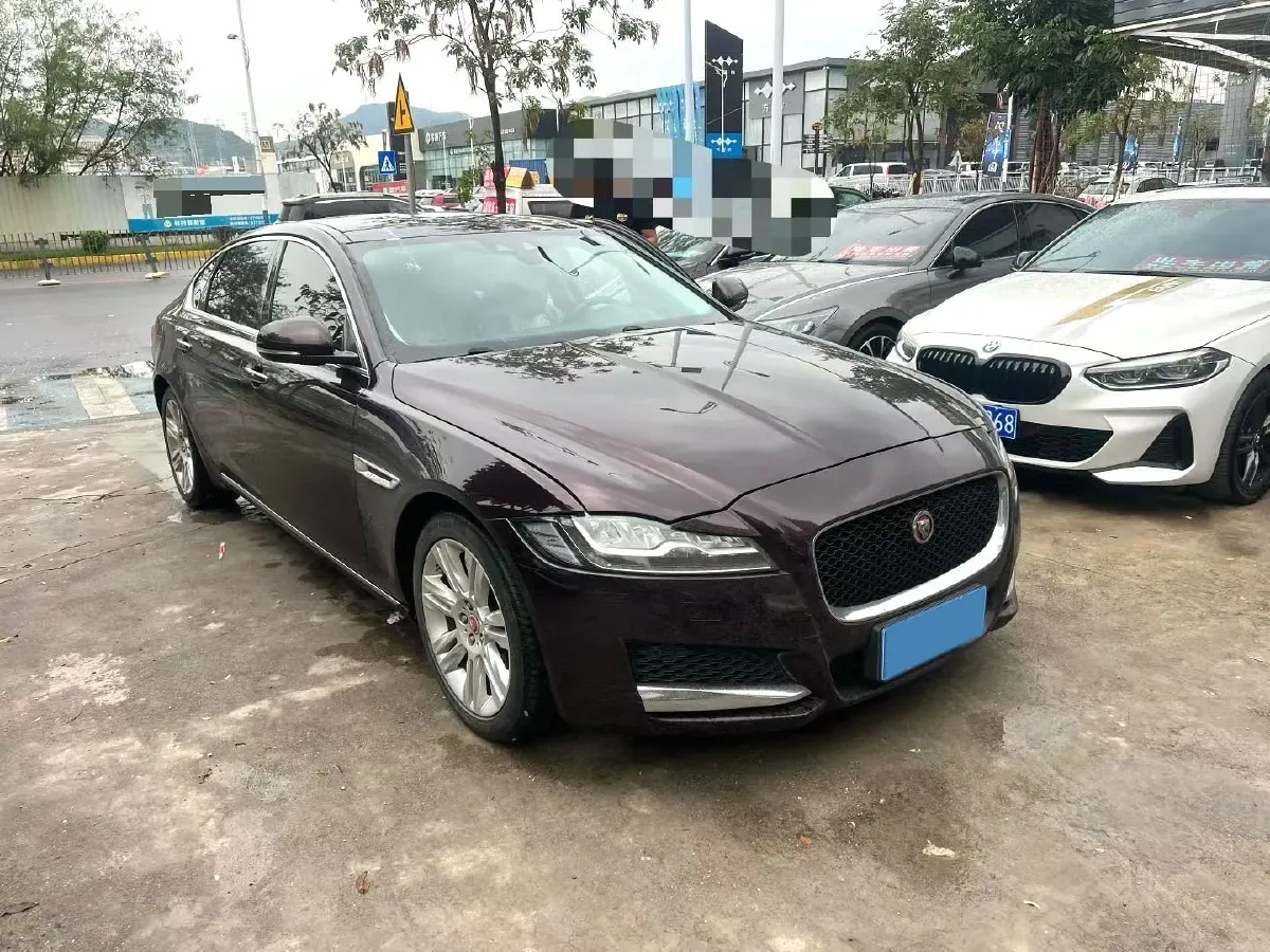 2018 Jaguar XF 2.0T 250HP L4 8AT,autocango,china used car exporter,china ev exporter,chinese used car exporter,chinese used ev exporter
