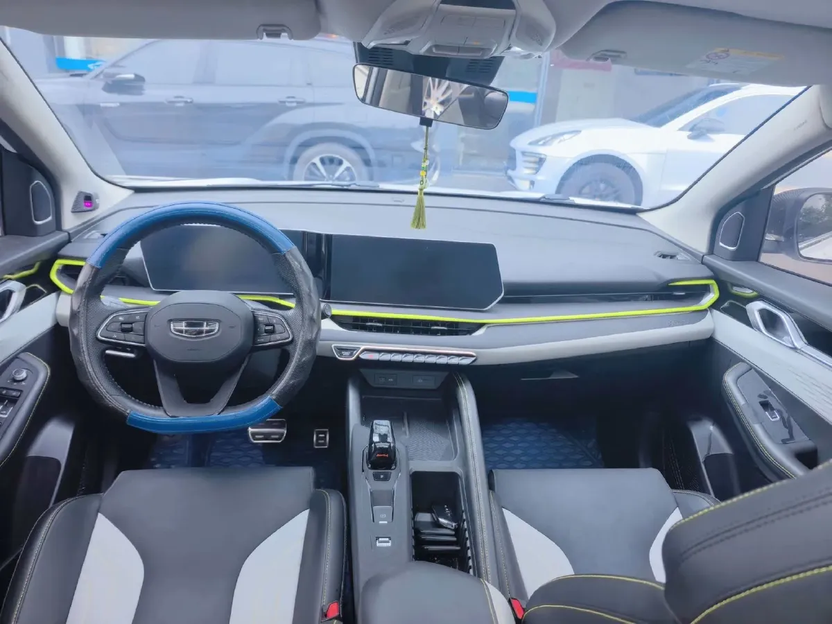 2022 Geely Coolray 1.5T 181HP L4 7DCT,autocango,china used car exporter,china ev exporter,chinese used car exporter,chinese used ev exporter