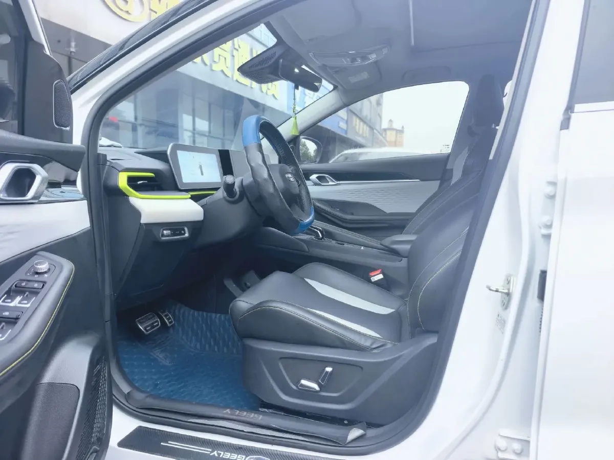 2022 Geely Coolray 1.5T 181HP L4 7DCT,autocango,china used car exporter,china ev exporter,chinese used car exporter,chinese used ev exporter