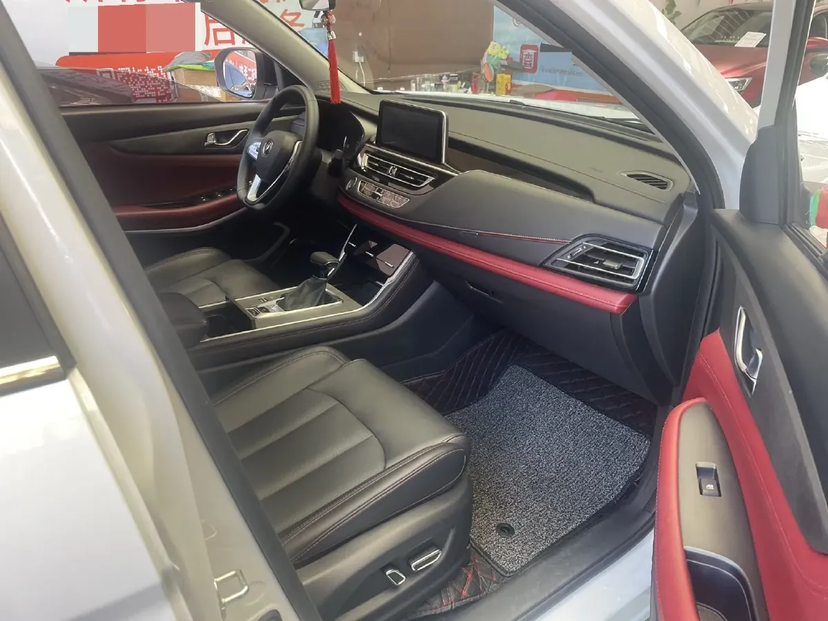 2023 ChangAn CS75 1.5T 188HP L4 7DCT,autocango,china used car exporter,china ev exporter,chinese used car exporter,chinese used ev exporter