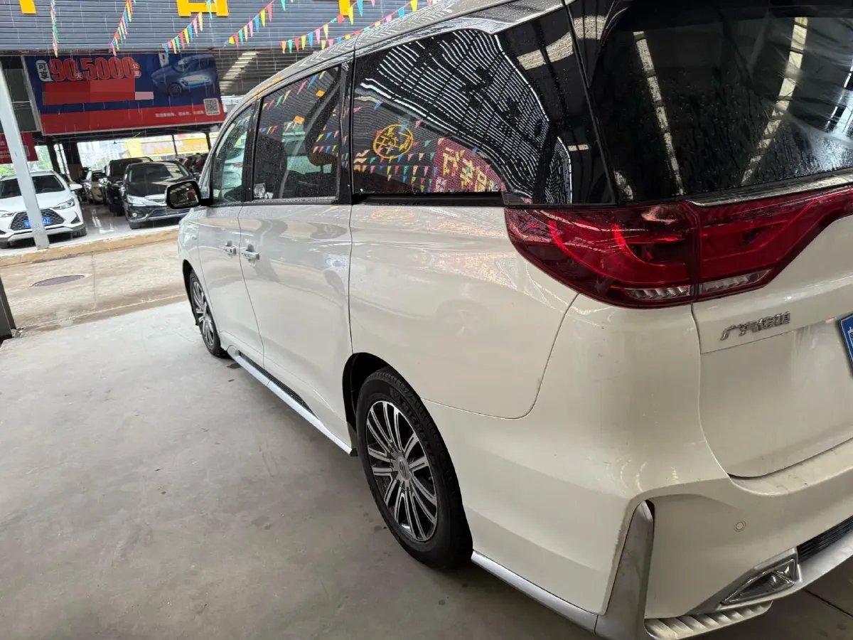 2021 GAC Trumpchi M8 2.0T 252HP L4 8AT,autocango,china used car exporter,china ev exporter,chinese used car exporter,chinese used ev exporter