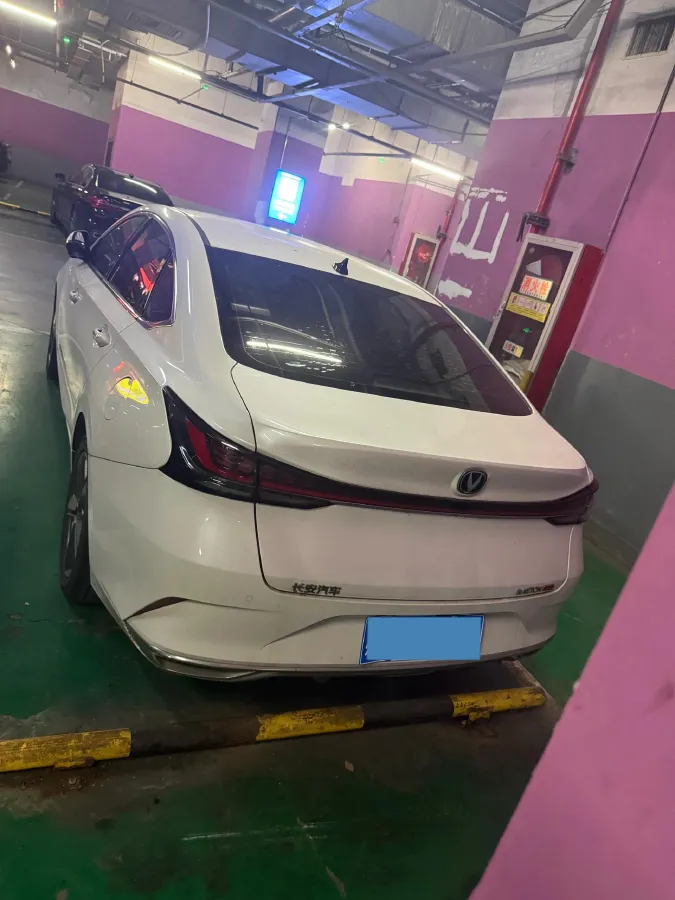 2023 ChangAn Raeton Plus 1.5T 188HP L4 7DCT,autocango,china used car exporter,china ev exporter,chinese used car exporter,chinese used ev exporter