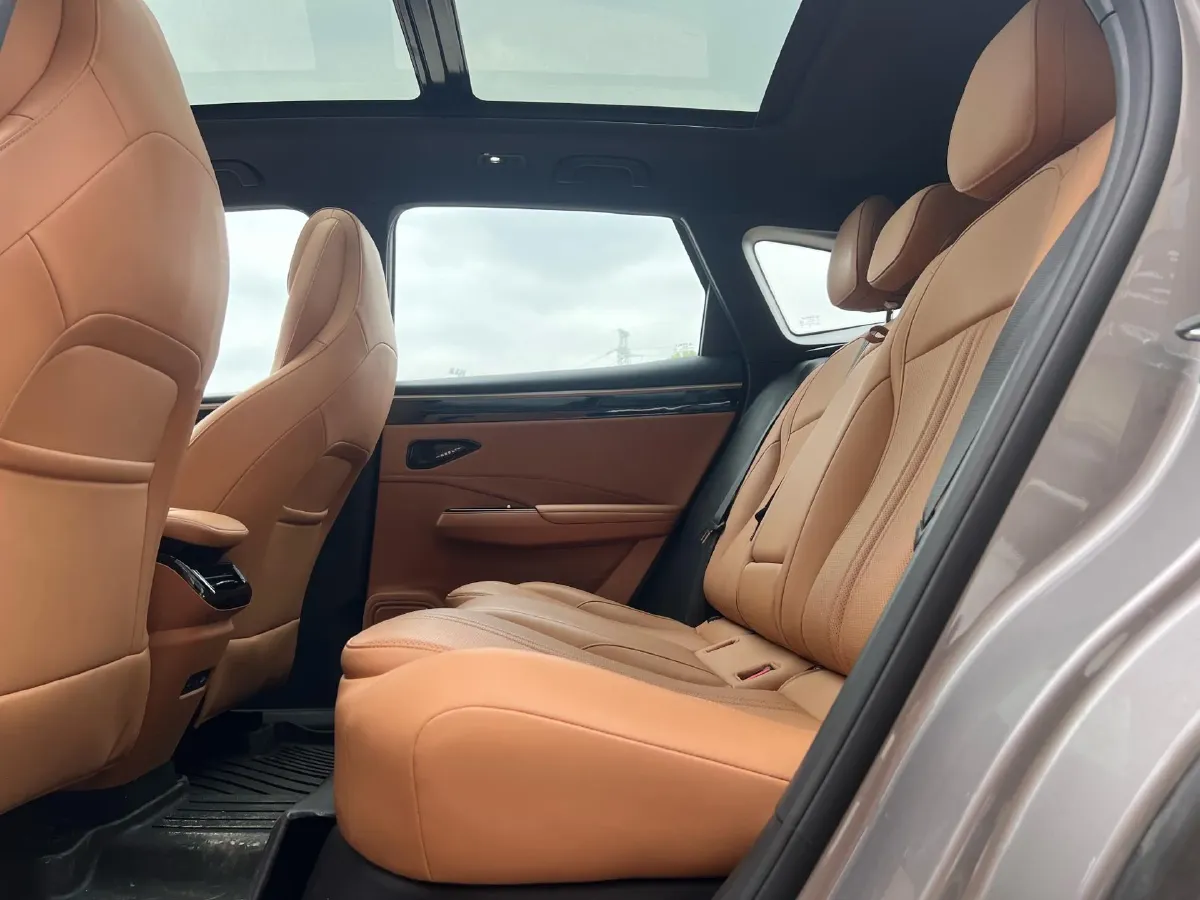 2025 Geely Galaxy L7 1.5L 112HP L4 1DHT PHEV 18.4KWH,autocango,china used car exporter,china ev exporter,chinese used car exporter,chinese used ev exporter