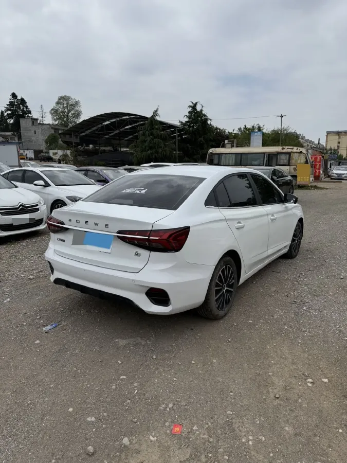 2021 Roewe i5 1.5L 120HP L4 CVT,autocango,china used car exporter,china ev exporter,chinese used car exporter,chinese used ev exporter