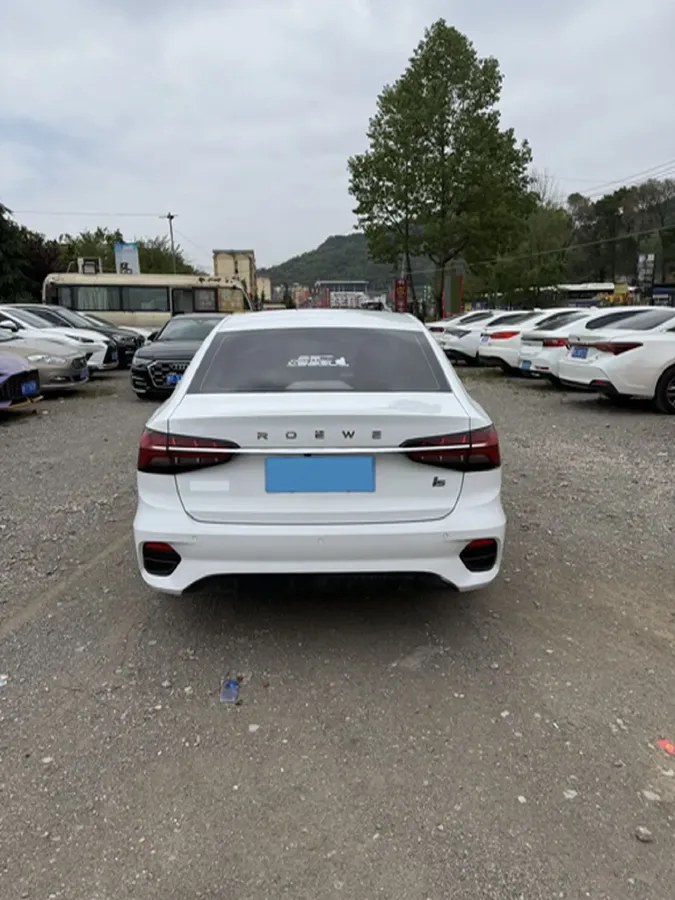 2021 Roewe i5 1.5L 120HP L4 CVT,autocango,china used car exporter,china ev exporter,chinese used car exporter,chinese used ev exporter