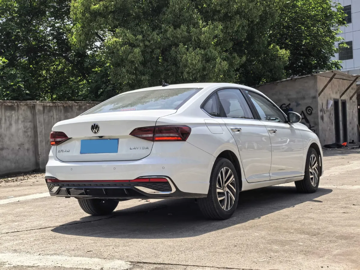 2024 Volkswagen Lavida 1.5L 110HP L4 6AT,autocango,china used car exporter,china ev exporter,chinese used car exporter,chinese used ev exporter