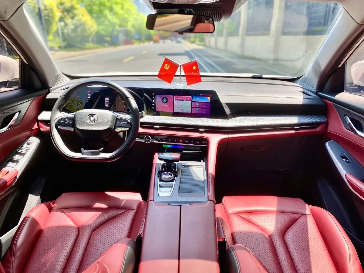 2022 ChangAn CS75 Plus 1.5T 188HP L4 8AT,autocango,china used car exporter,china ev exporter,chinese used car exporter,chinese used ev exporter