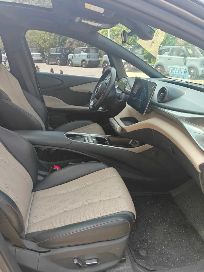 2023 BYD Dolphin BEV 44.928KWH,autocango,china used car exporter,china ev exporter,chinese used car exporter,chinese used ev exporter