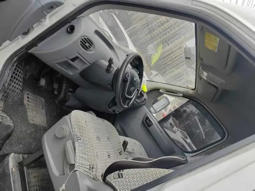 2021 MAXUS XinTu V80 2.0T 139HP L4 6MT,autocango,china used car exporter,china ev exporter,chinese used car exporter,chinese used ev exporter