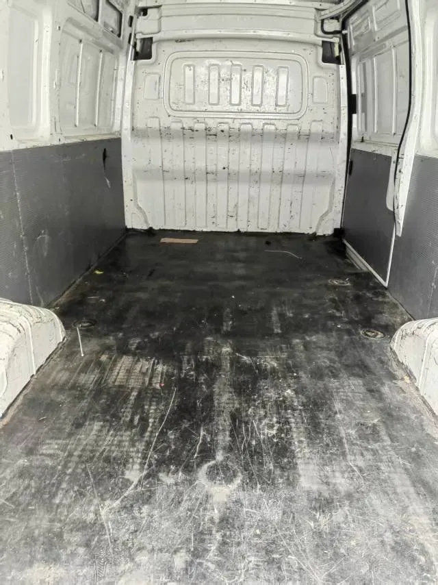 2021 MAXUS XinTu V80 2.0T 139HP L4 6MT,autocango,china used car exporter,china ev exporter,chinese used car exporter,chinese used ev exporter