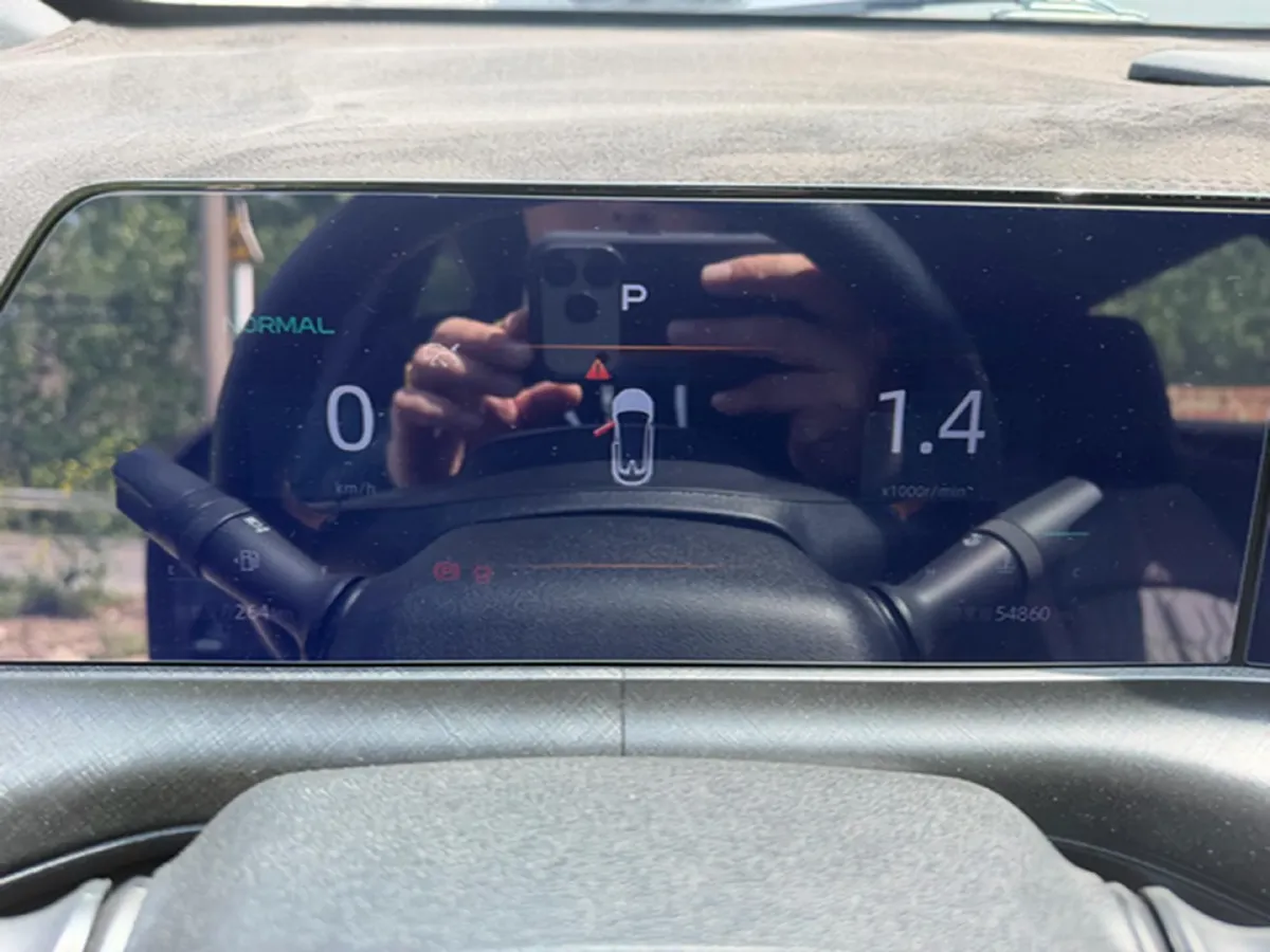 2022 ChangAn UNI-T 1.5T 188HP L4 7DCT,autocango,china used car exporter,china ev exporter,chinese used car exporter,chinese used ev exporter