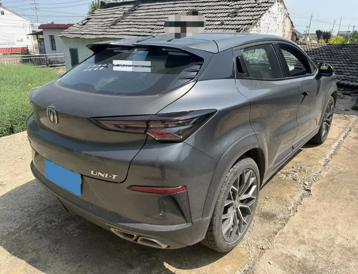 2022 ChangAn UNI-T 1.5T 188HP L4 7DCT,autocango,china used car exporter,china ev exporter,chinese used car exporter,chinese used ev exporter