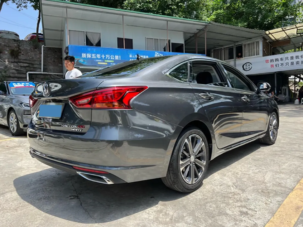 2021 ChangAn Raeton CC 1.5T 180HP L4 7DCT,autocango,china used car exporter,china ev exporter,chinese used car exporter,chinese used ev exporter