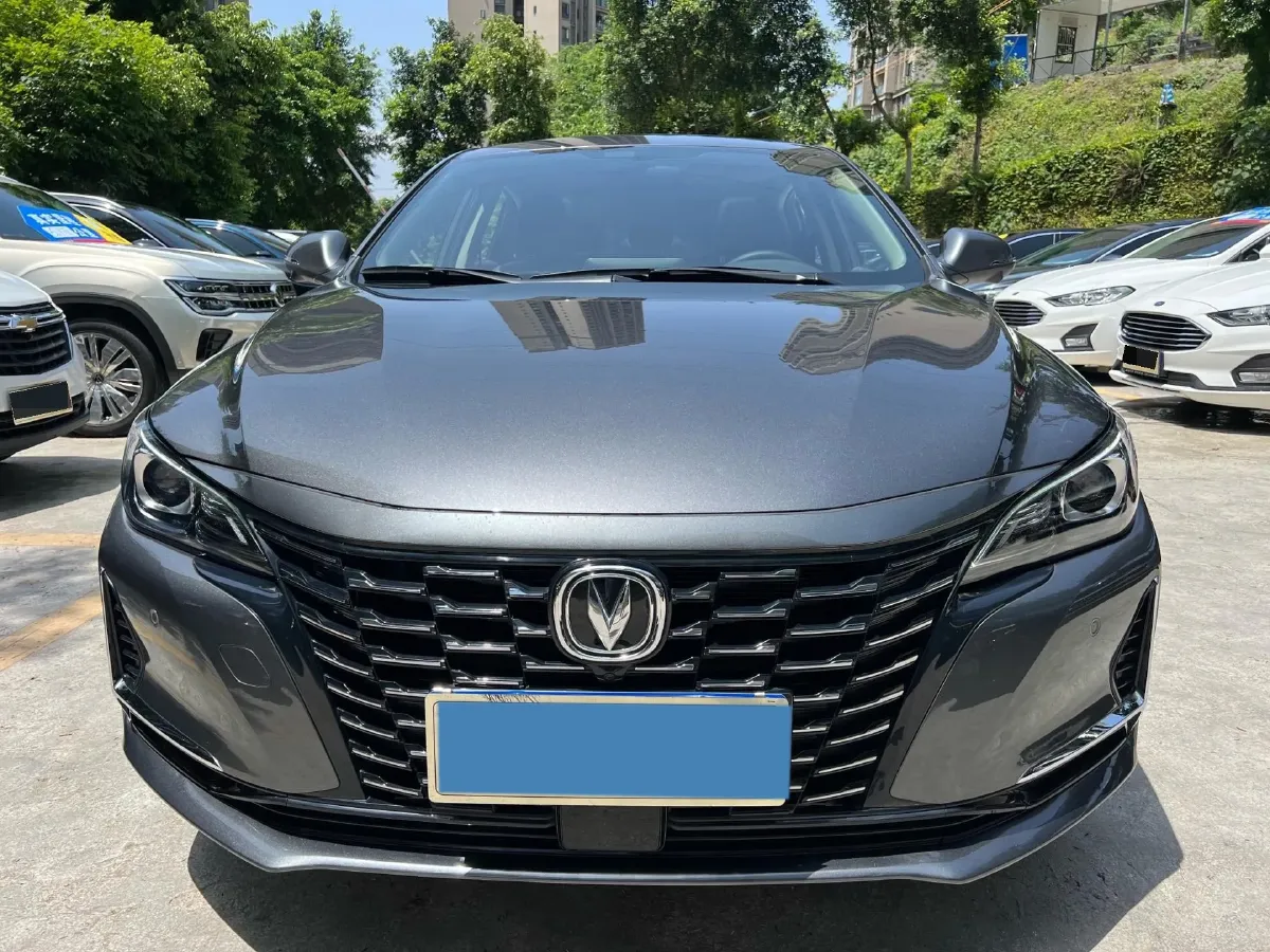 2021 ChangAn Raeton CC 1.5T 180HP L4 7DCT,autocango,china used car exporter,china ev exporter,chinese used car exporter,chinese used ev exporter
