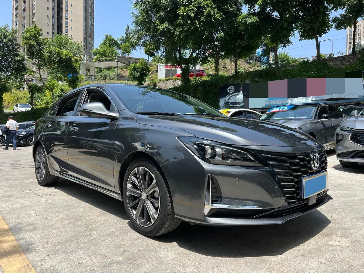 2021 ChangAn Raeton CC 1.5T 180HP L4 7DCT,autocango,china used car exporter,china ev exporter,chinese used car exporter,chinese used ev exporter