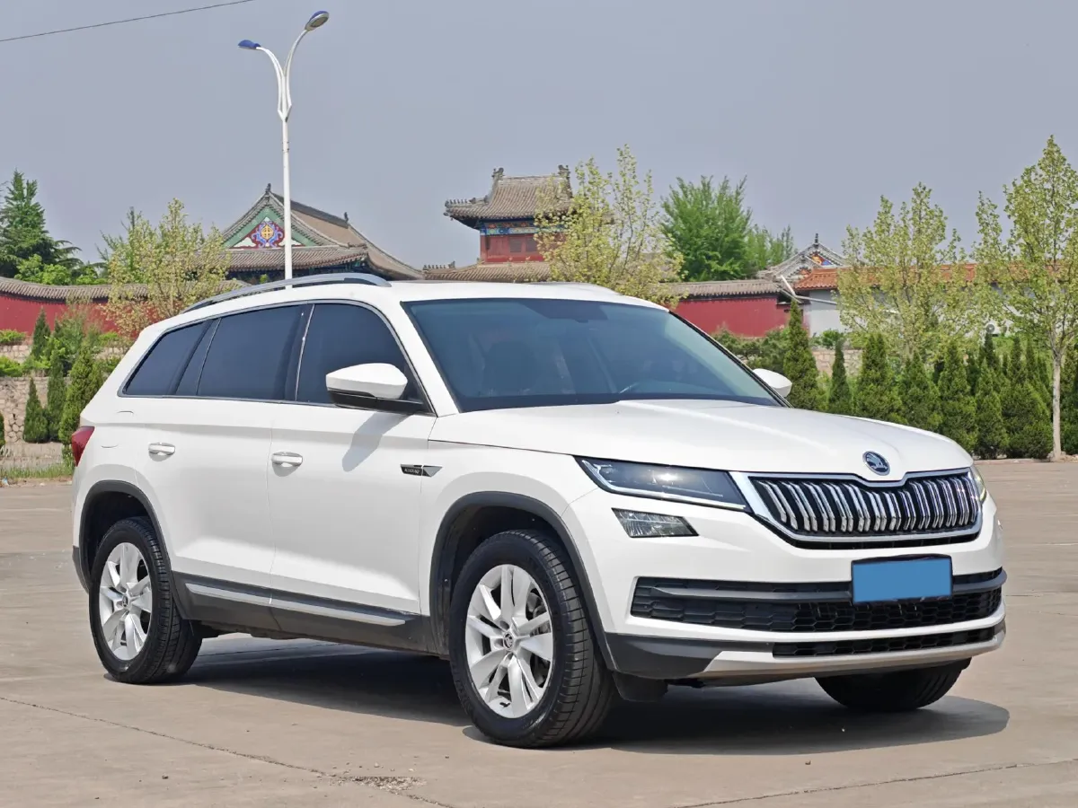 2018 Skoda Kodiak 2.0T 186HP L4 7DCT,autocango,china used car exporter,china ev exporter,chinese used car exporter,chinese used ev exporter