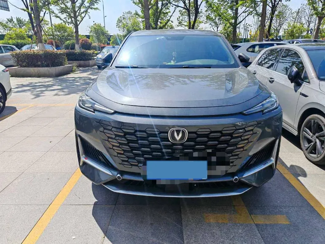 2021 ChangAn UNI-K 2.0T 233HP L4 8AT,autocango,china used car exporter,china ev exporter,chinese used car exporter,chinese used ev exporter