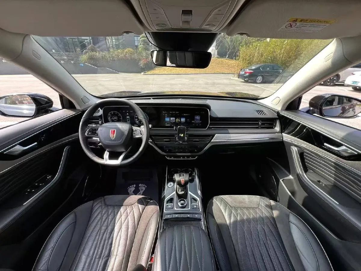 2022 HongQi HS5 2.0T 224HP L4 6AT,autocango,china used car exporter,china ev exporter,chinese used car exporter,chinese used ev exporter