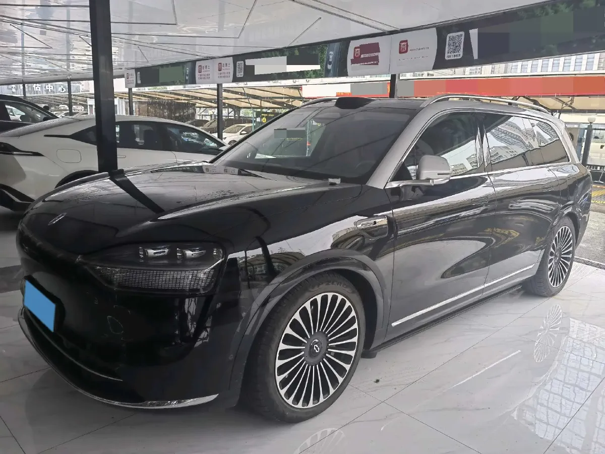 2025 AITO AITO M9 REEV 160HP REEV 52KWH,autocango,china used car exporter,china ev exporter,chinese used car exporter,chinese used ev exporter