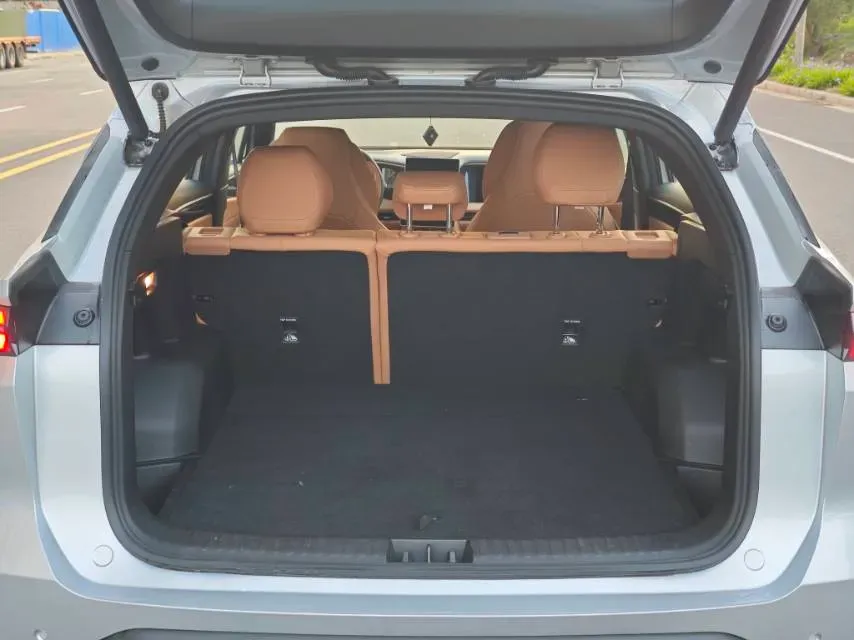 2025 Geely Galaxy L7 1.5L 112HP L4 1DHT PHEV 18.4KWH,autocango,china used car exporter,china ev exporter,chinese used car exporter,chinese used ev exporter