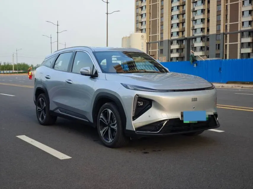 2025 Geely Galaxy L7 1.5L 112HP L4 1DHT PHEV 18.4KWH,autocango,china used car exporter,china ev exporter,chinese used car exporter,chinese used ev exporter