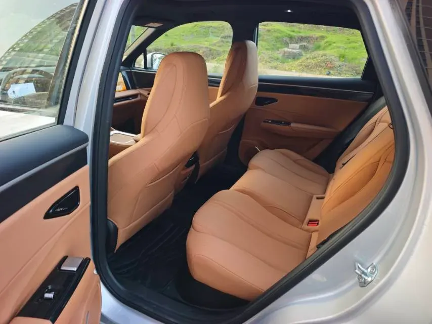 2025 Geely Galaxy L7 1.5L 112HP L4 1DHT PHEV 18.4KWH,autocango,china used car exporter,china ev exporter,chinese used car exporter,chinese used ev exporter