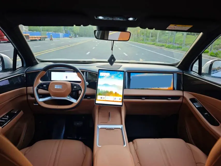 2025 Geely Galaxy L7 1.5L 112HP L4 1DHT PHEV 18.4KWH,autocango,china used car exporter,china ev exporter,chinese used car exporter,chinese used ev exporter