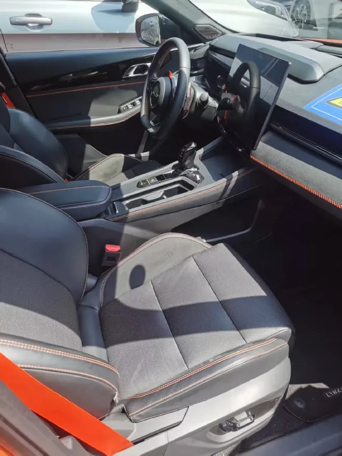 2025 LYNK&CO 03 1.5T 181HP L4 7DCT,autocango,china used car exporter,china ev exporter,chinese used car exporter,chinese used ev exporter