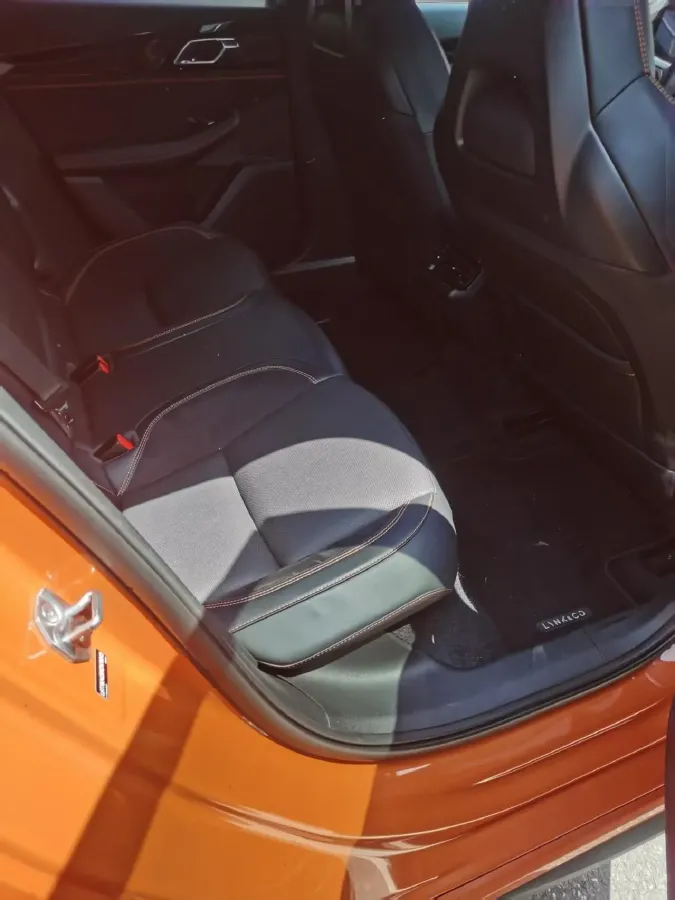 2025 LYNK&CO 03 1.5T 181HP L4 7DCT,autocango,china used car exporter,china ev exporter,chinese used car exporter,chinese used ev exporter