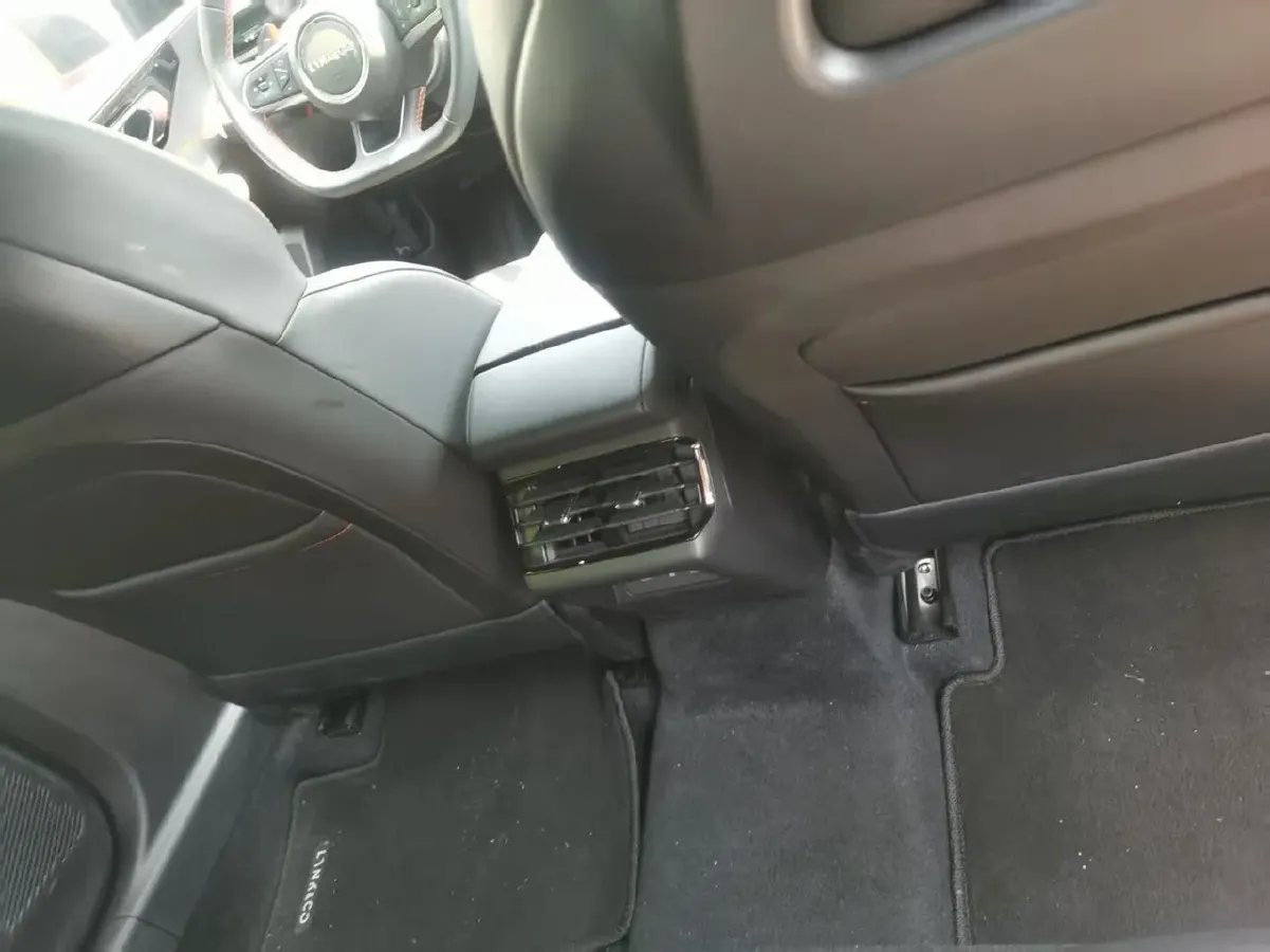 2025 LYNK&CO 03 1.5T 181HP L4 7DCT,autocango,china used car exporter,china ev exporter,chinese used car exporter,chinese used ev exporter