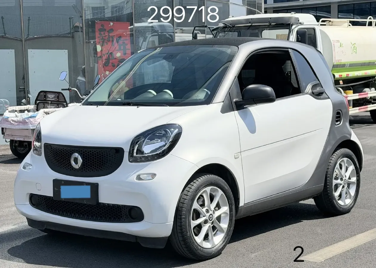 2015 Smart smart fortwo 1.0L 71HP L3 5AMT,autocango,china used car exporter,china ev exporter,chinese used car exporter,chinese used ev exporter