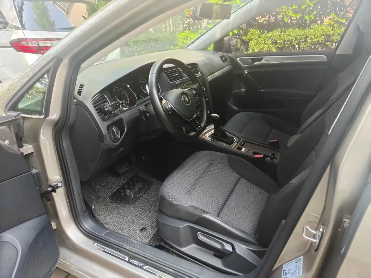 2018 Volkswagen Golf 1.4T 131HP L4 7DCT,autocango,china used car exporter,china ev exporter,chinese used car exporter,chinese used ev exporter