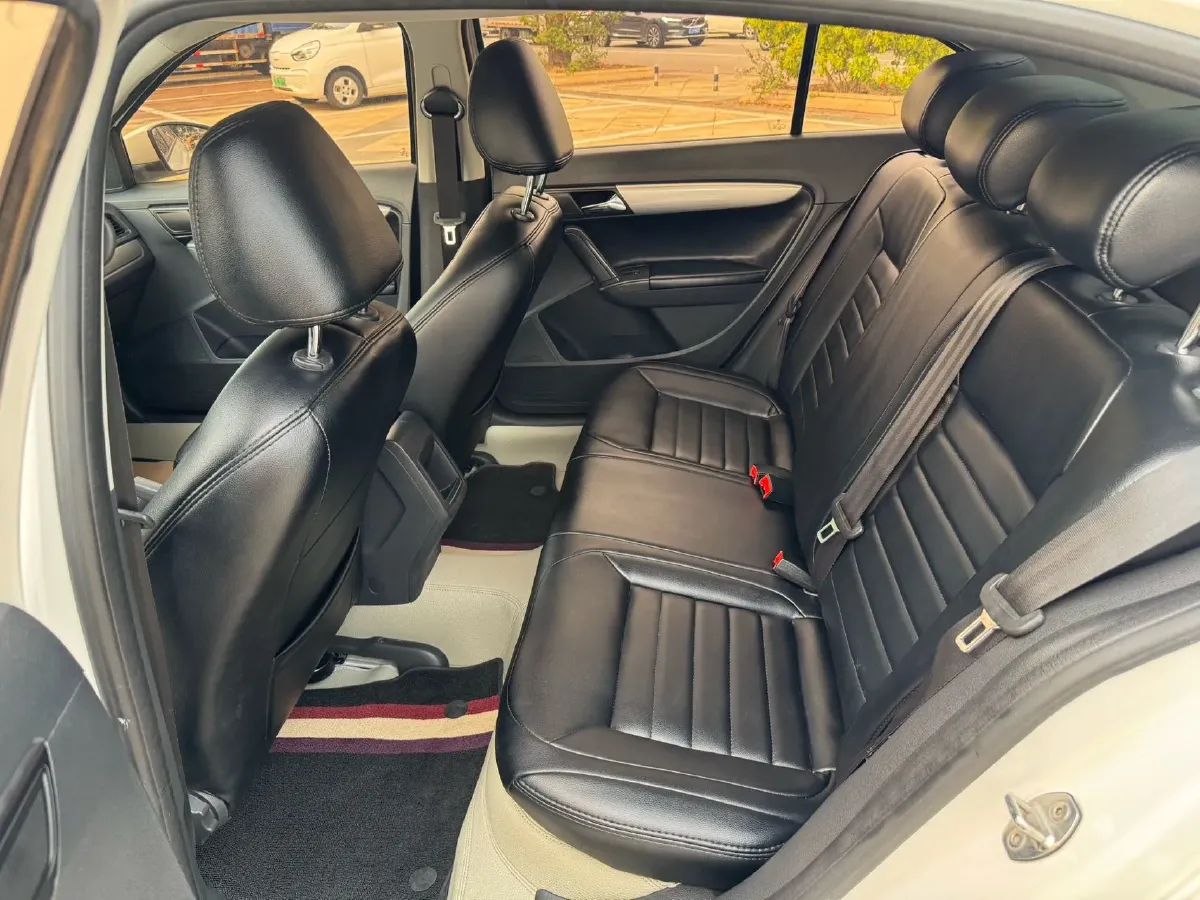 2017 Volkswagen Lavida 1.6L 110HP L4 6AT,autocango,china used car exporter,china ev exporter,chinese used car exporter,chinese used ev exporter