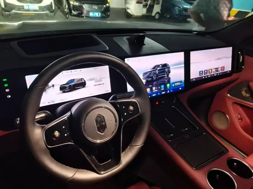 2025 AITO AITO M8 REEV 160HP REEV 53.4KWH,autocango,china used car exporter,china ev exporter,chinese used car exporter,chinese used ev exporter