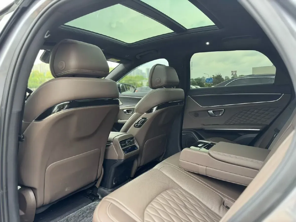 2023 BYD Han 1.5T 139HP L4 E-CVT PHEV 30.772KWH,autocango,china used car exporter,china ev exporter,chinese used car exporter,chinese used ev exporter