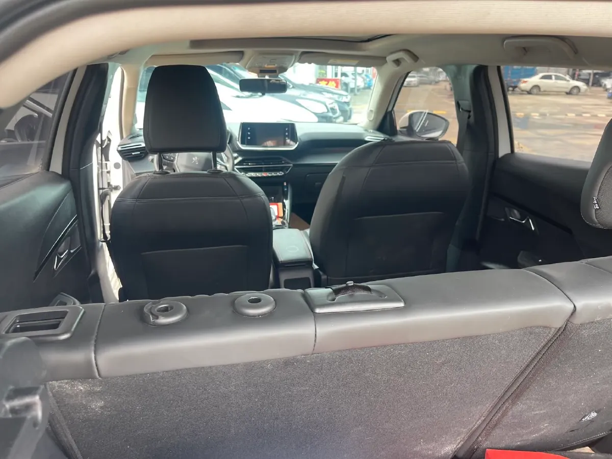 2022 Peugeot 2008 1.2T 136HP L3 6DCT,autocango,china used car exporter,china ev exporter,chinese used car exporter,chinese used ev exporter