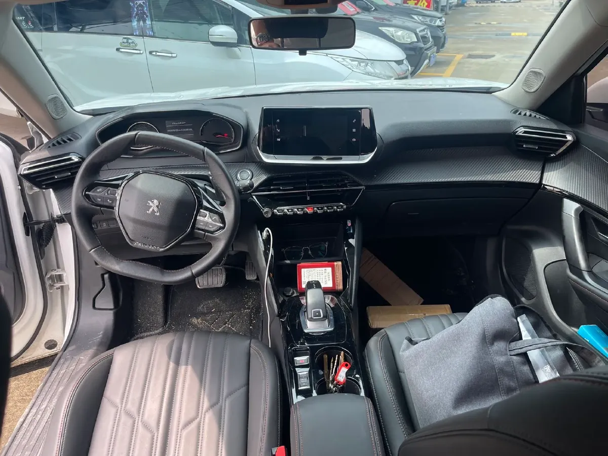 2022 Peugeot 2008 1.2T 136HP L3 6DCT,autocango,china used car exporter,china ev exporter,chinese used car exporter,chinese used ev exporter