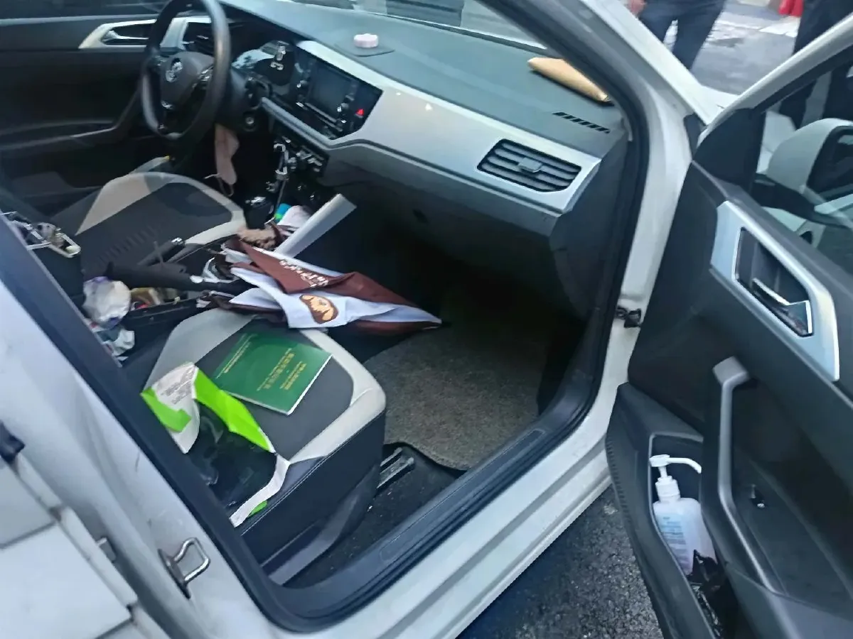 2019 Volkswagen Polo 1.5L 113HP L4 6AT,autocango,china used car exporter,china ev exporter,chinese used car exporter,chinese used ev exporter