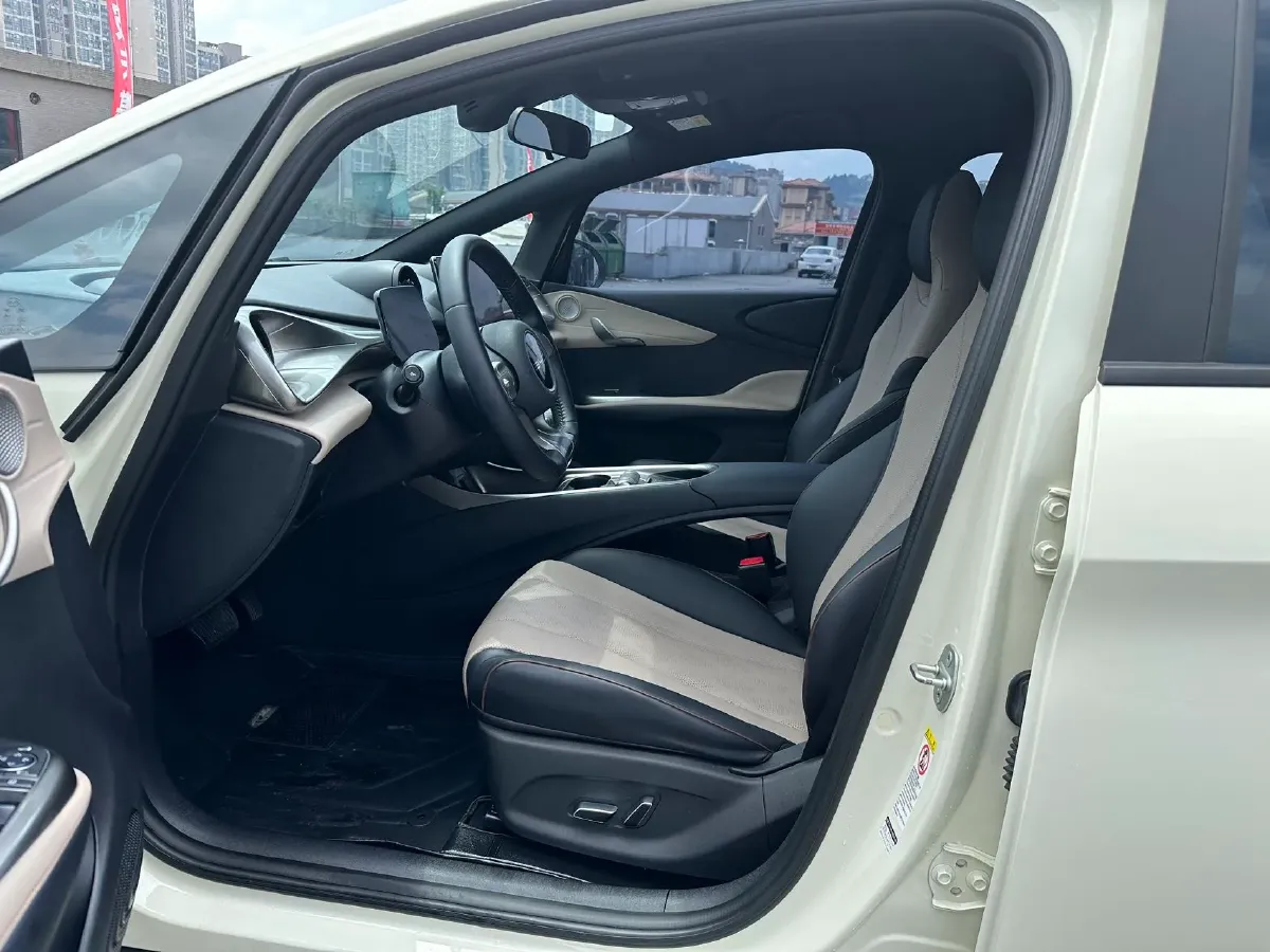 2023 BYD Dolphin BEV 44.928KWH,autocango,china used car exporter,china ev exporter,chinese used car exporter,chinese used ev exporter