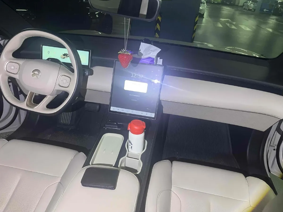 2022 JunTian HeiWuShi Youth 2.0T 203HP L4 6AT,autocango,china used car exporter,china ev exporter,chinese used car exporter,chinese used ev exporter