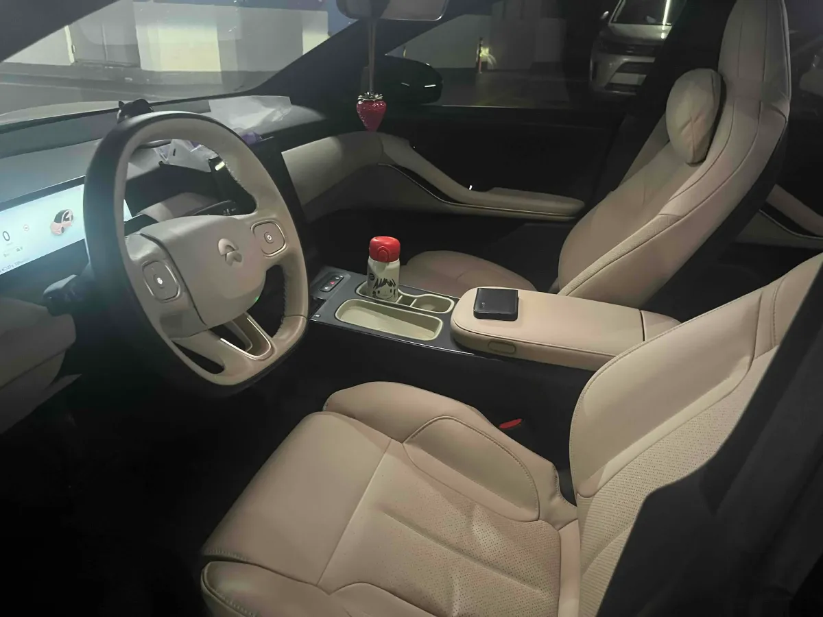 2022 JunTian HeiWuShi Youth 2.0T 203HP L4 6AT,autocango,china used car exporter,china ev exporter,chinese used car exporter,chinese used ev exporter