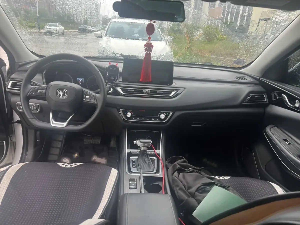 2022 ChangAn Raeton CC 1.5T 188HP L4 7DCT,autocango,china used car exporter,china ev exporter,chinese used car exporter,chinese used ev exporter