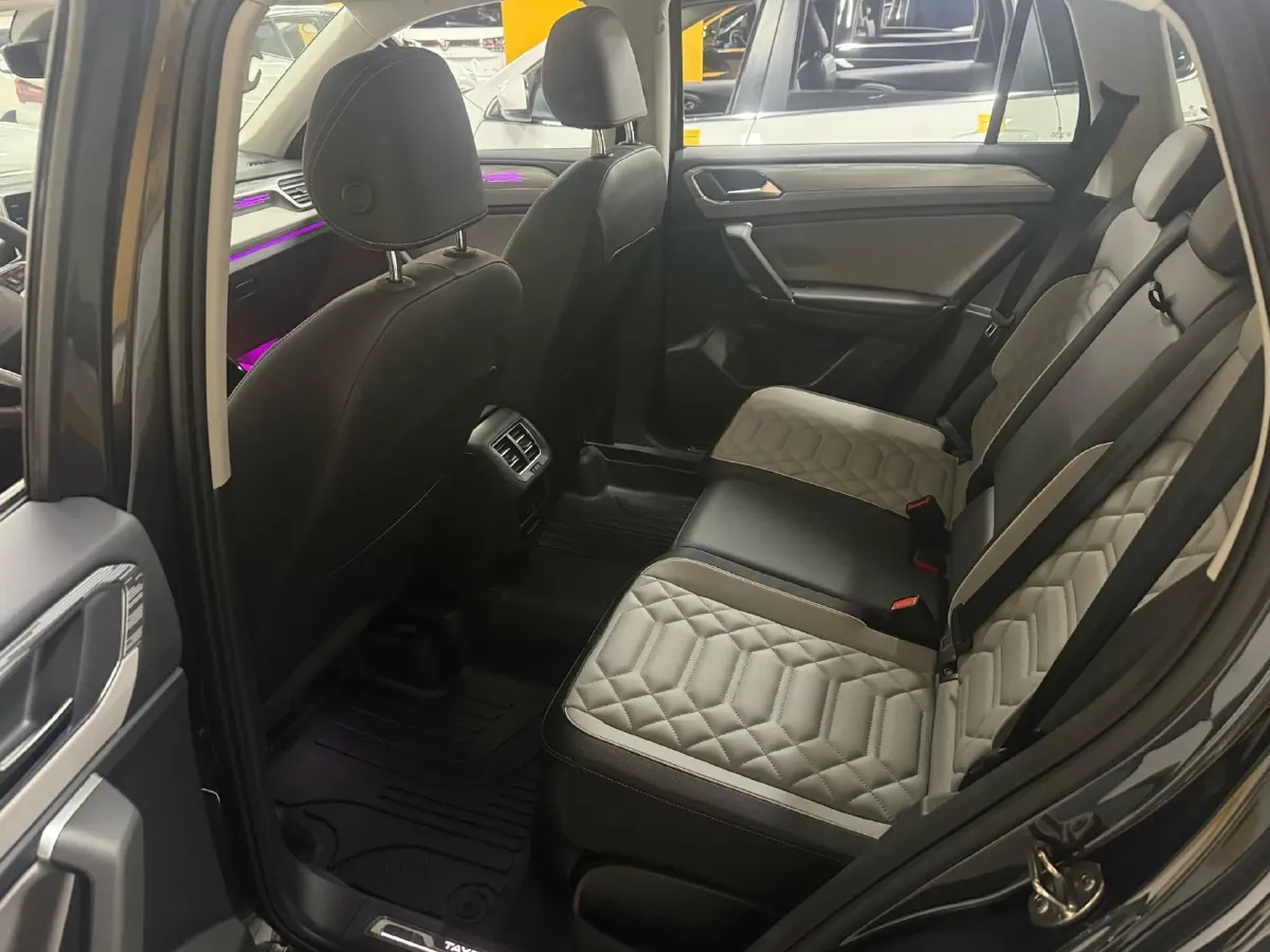 2023 Volkswagen Tayron 2.0T 186HP L4 7DCT,autocango,china used car exporter,china ev exporter,chinese used car exporter,chinese used ev exporter